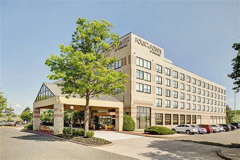 philadelphia airport hotel reviews  When arriving and leaving the Philadelphia area, guests can take advantage of the free airport shuttle offered by Hampton Inn Philadelphia International Airport